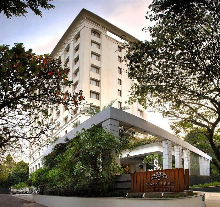 Hotel 6